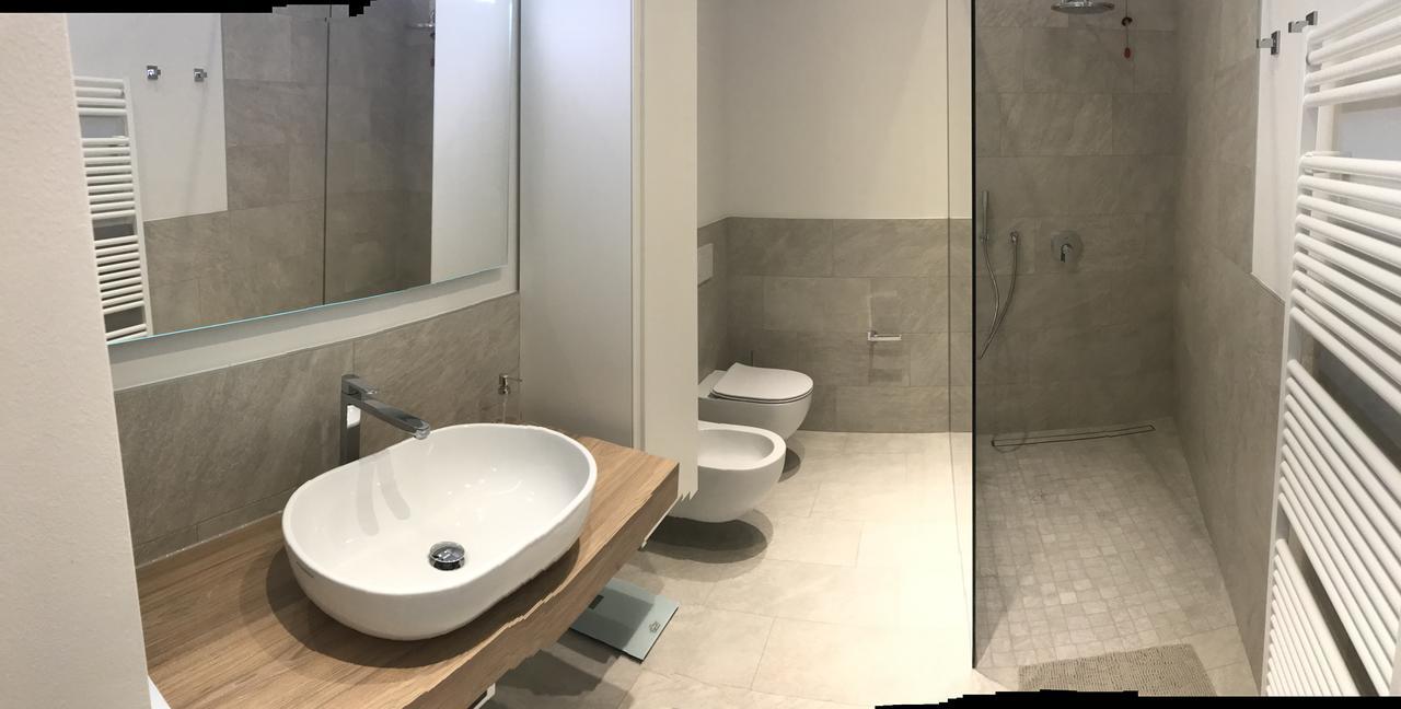 Suite La Castellana Torri Del Benaco Exteriör bild